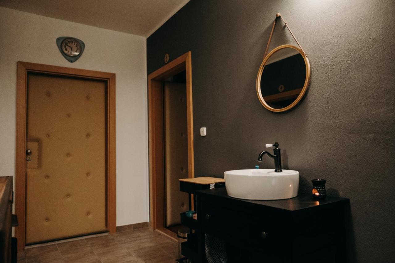 Simply Rooms Slavkov u Brna Esterno foto
